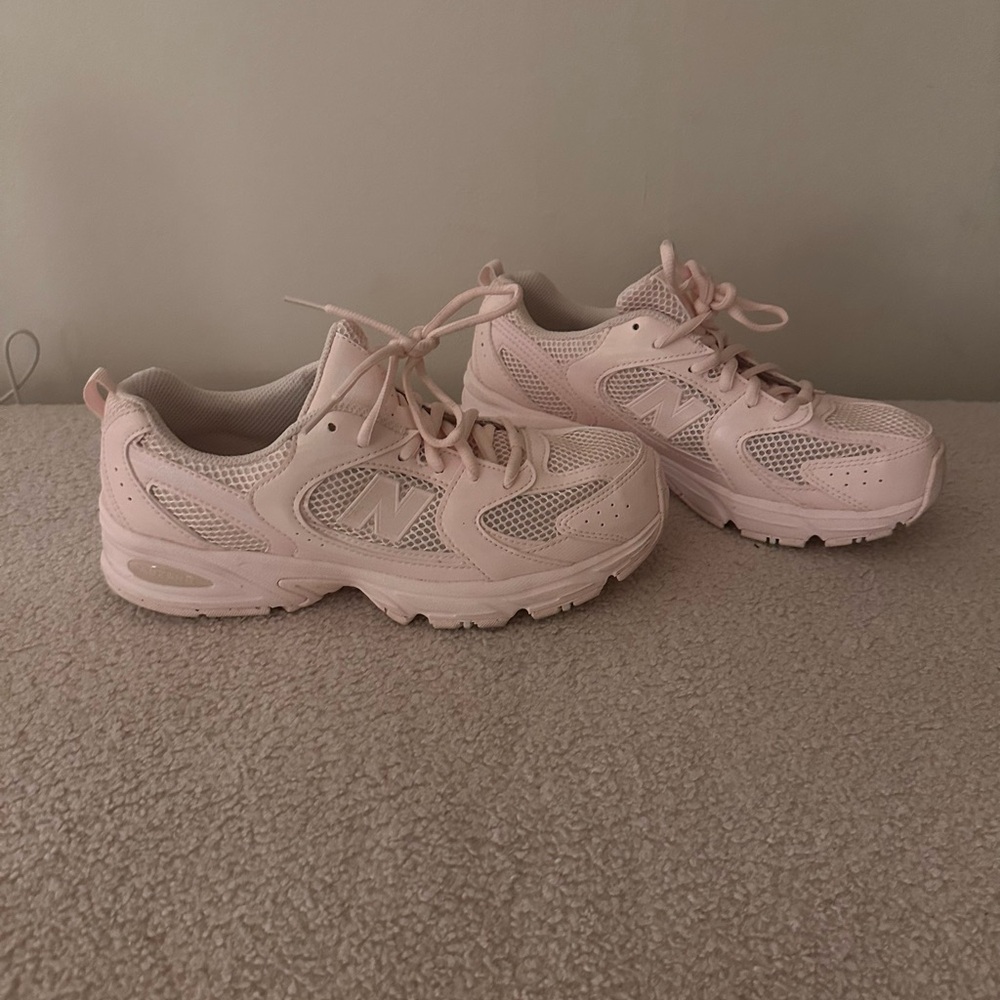 New Balance 530 Sneakers Cream Pink Mesh Retro Running Shoes Women’s Size 6